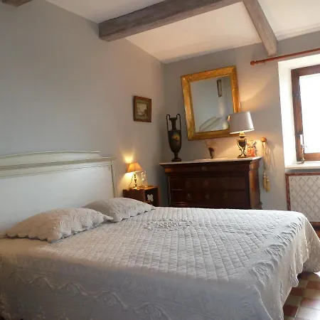Guest house Domaine La Lauren Avec Piscine Chauffee Et Jacuzzi