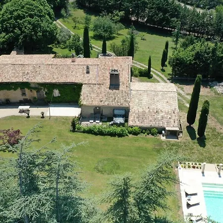 Guest house Domaine La Lauren Avec Piscine Chauffee Et Jacuzzi *