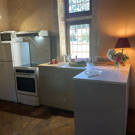 Domaine La Lauren Avec Piscine Chauffee Et Jacuzzi Guest house Ferrassieres